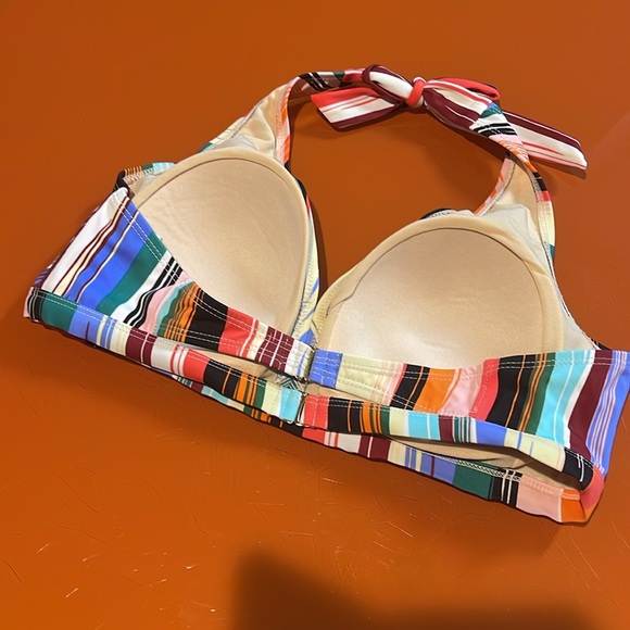 SWIM TOP - Picture 3 of 3